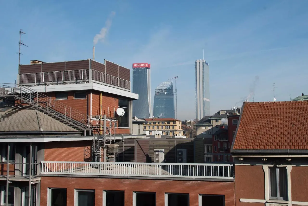 Apartment Youhosty - Correggio 12 Milan Italy